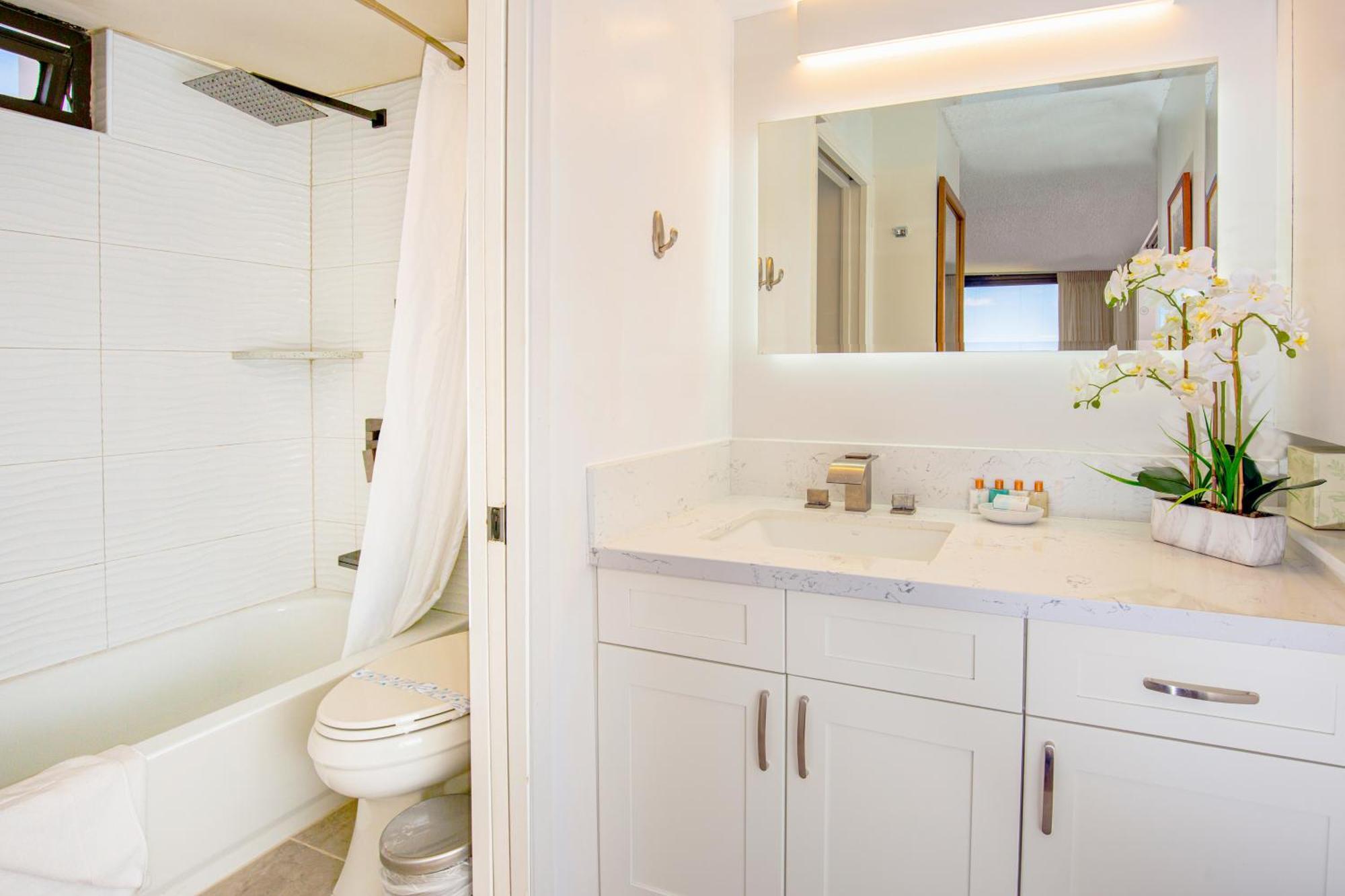 Renovated Ocean View Suite, Near Beach, Free Parking Гонолулу Екстер'єр фото